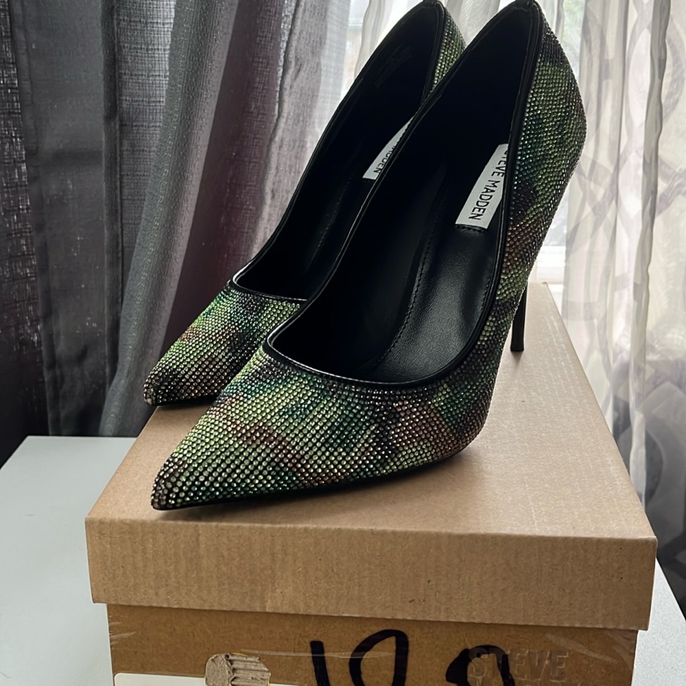 Steve Madden Vivacious Camoflage Bling